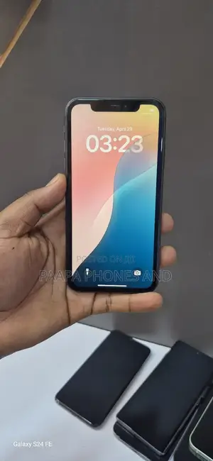 Apple iPhone 11 64 GB Black