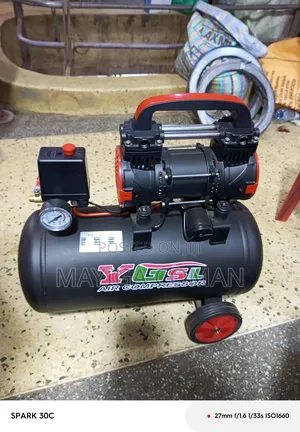 New Model Silent Compressor 25litres