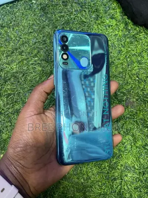 Tecno Spark 8 64 GB Blue