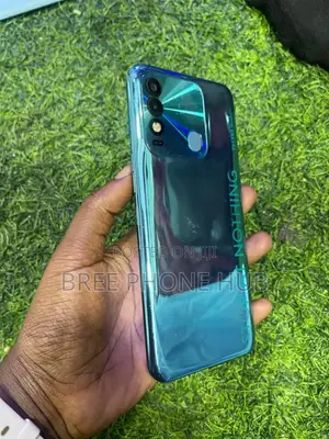 Tecno Spark 8 64 GB Blue