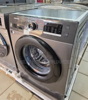 Samsung 8kgs Frontloader Washing Machine at Cut Price
