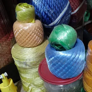 Pp Strings And Pet Straps / Nyron Ropes