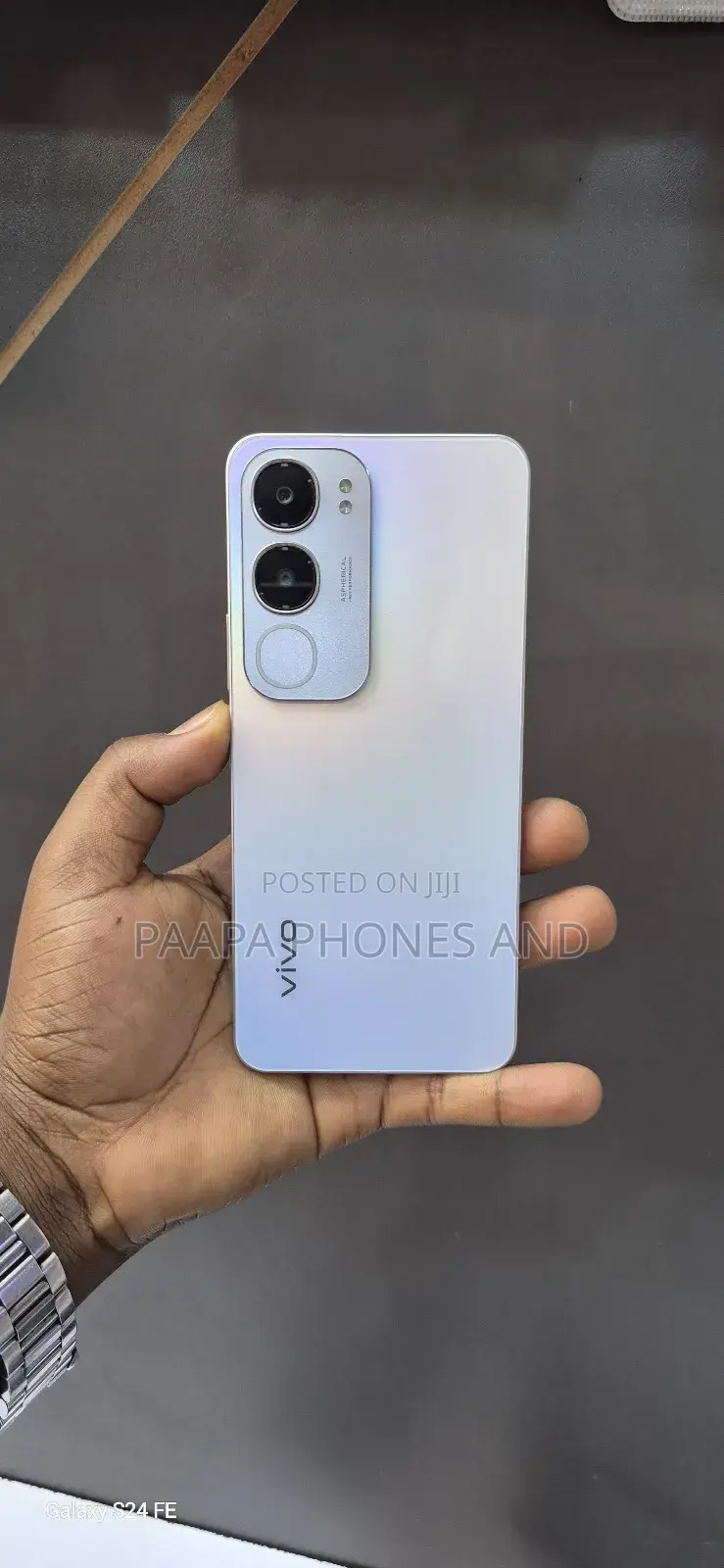 Vivo Y19 128 GB Silver