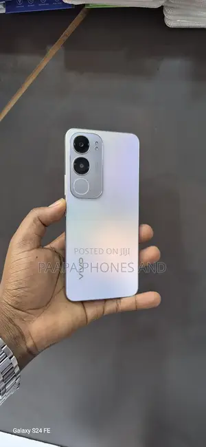 Vivo Y19 128 GB Silver
