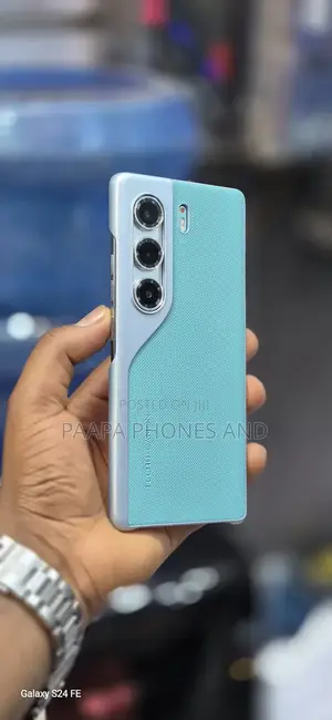 Tecno Camon 40 Pro 4G 256 GB Blue