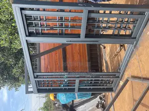 Sliding Door