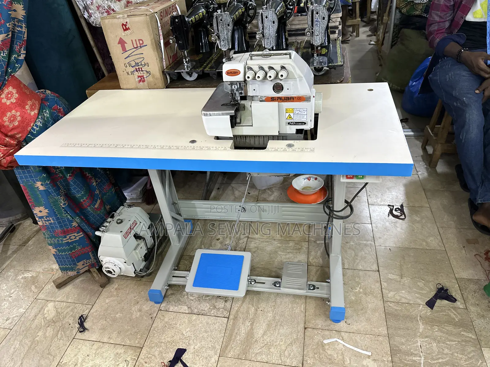 Japan Used Siruba Locking Industrial Machine %Age Serviced