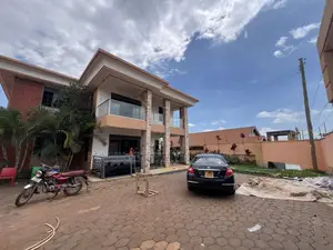 5bdrm House in Kigowa, Central Division for sale