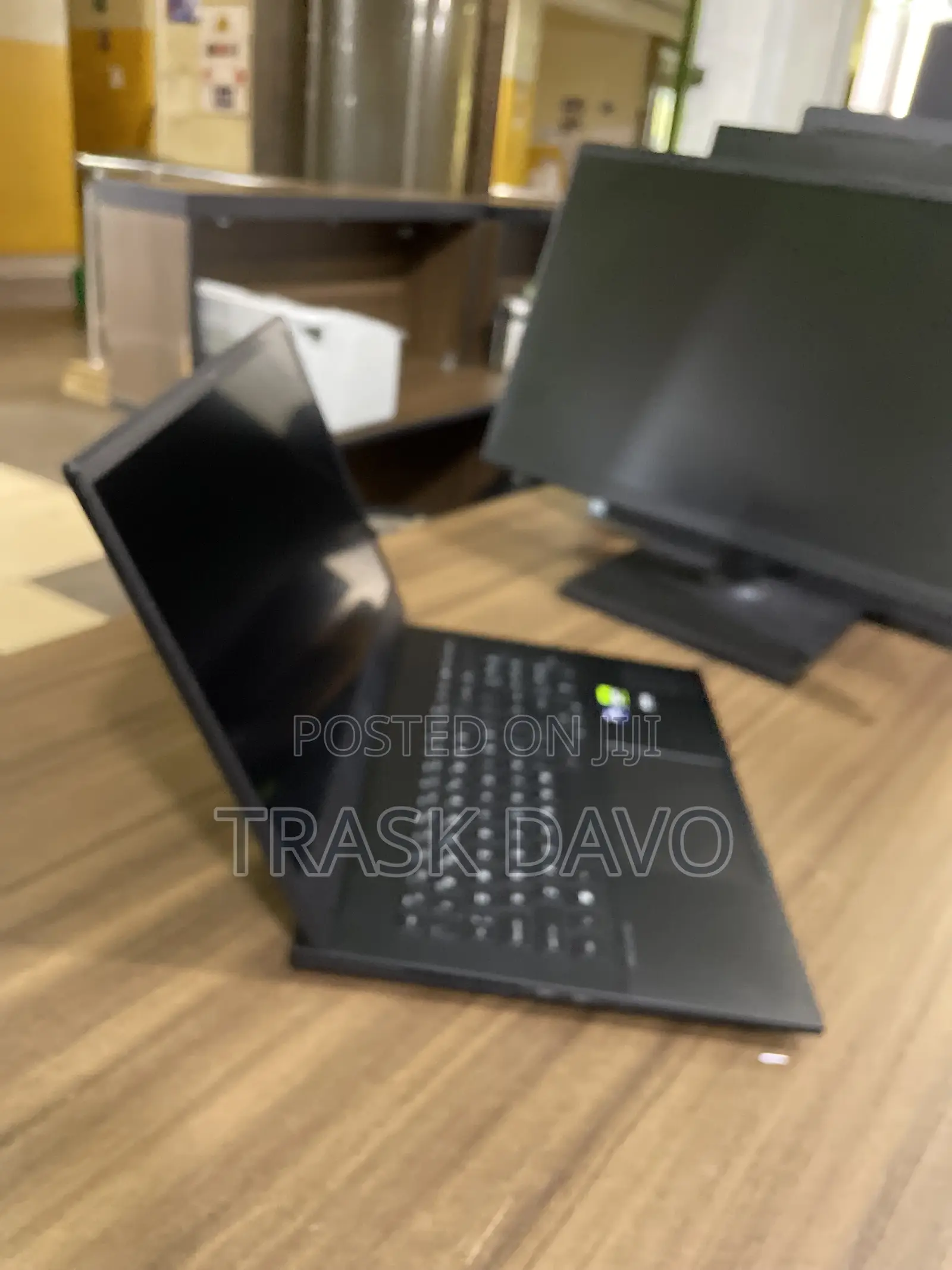 New Laptop HP Omen 17 32GB Intel Core I7 SSD 1T