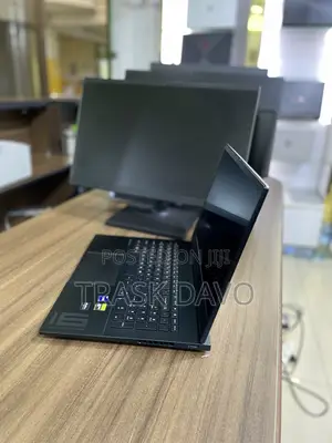 New Laptop HP Omen 17 32GB Intel Core I7 SSD 1T