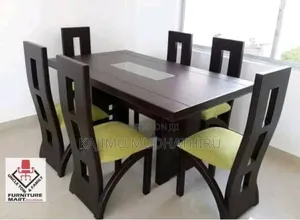 Mugavu Dinning Table