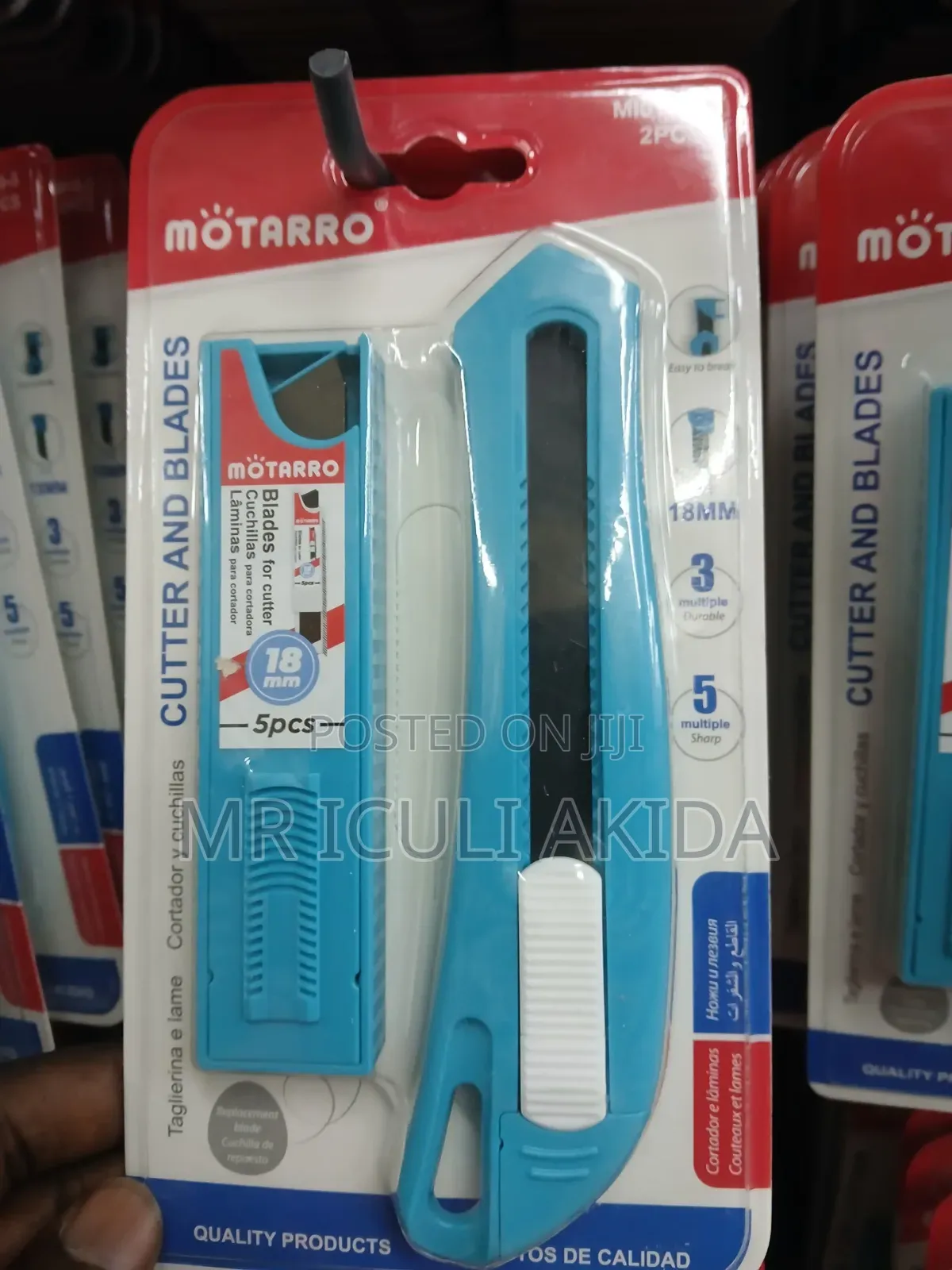 18mm Thick Blade Sharp Cutter With 5extra Blades