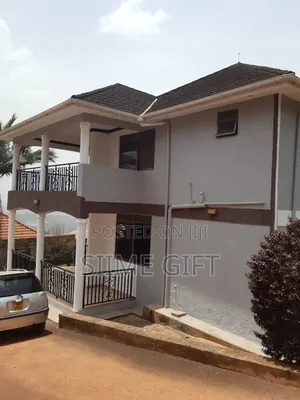 6bdrm Maisonette in Danrose Close, Central Division for sale