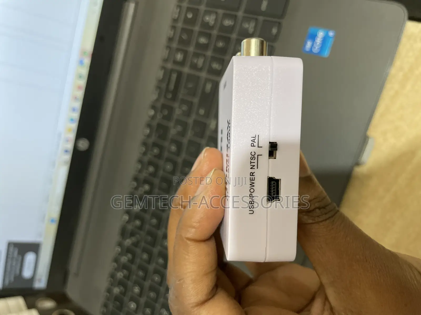 Hdmi to Av Converter
