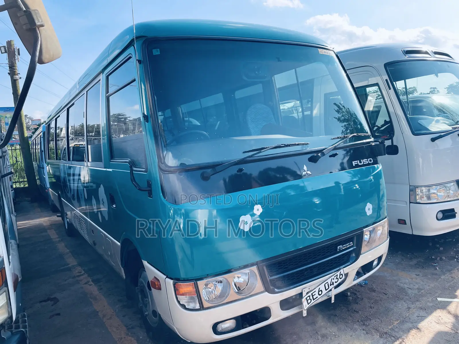 Mitsubishi Fuso Rosa 2016 Green