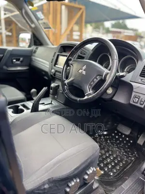 Mitsubishi Pajero 2009 Black