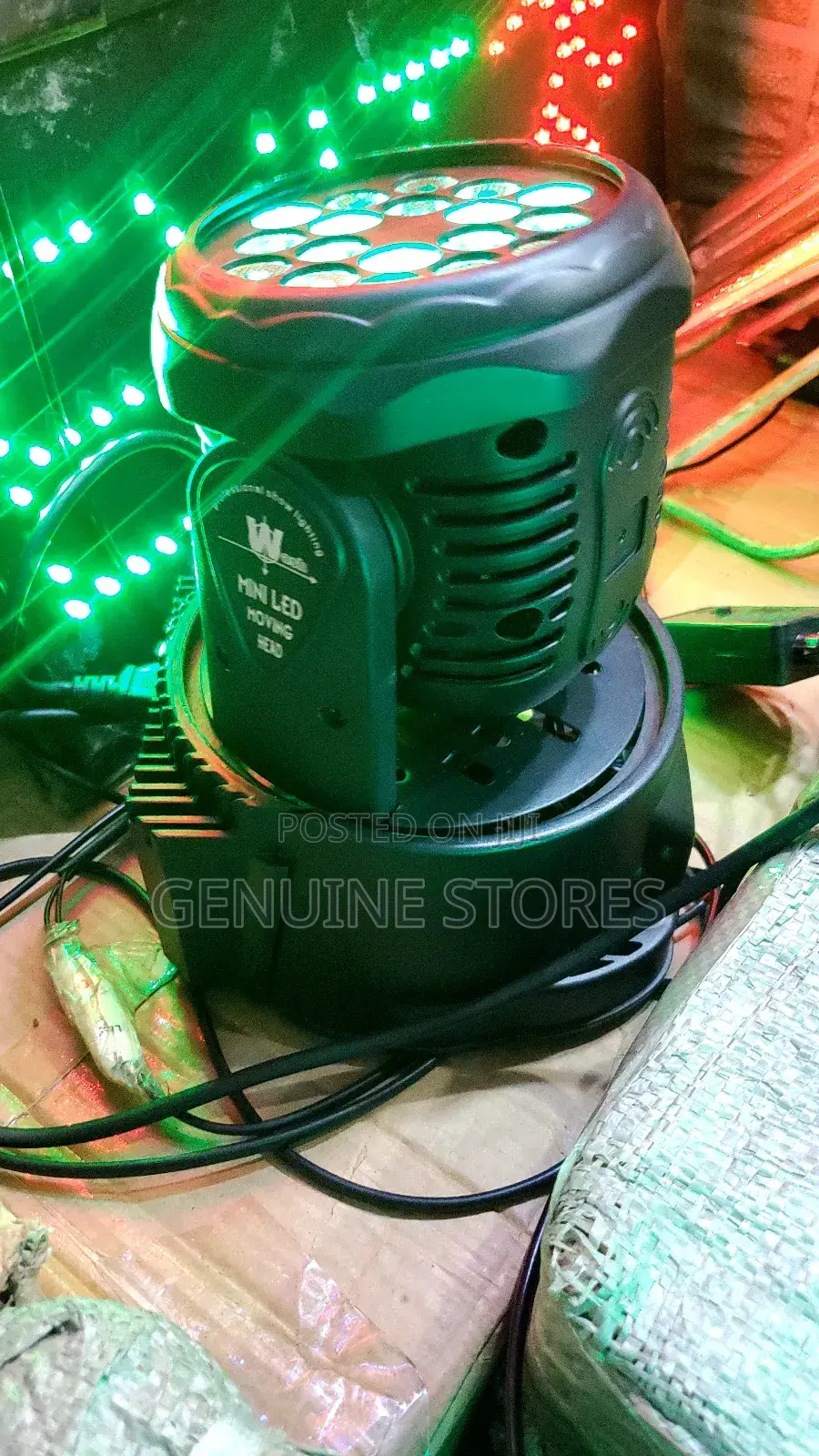 Rotating Stage Lights for a 360 Degrees Rotation.