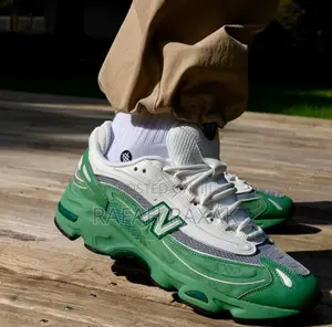 Original White/Green New Balance “1000” Sneakers