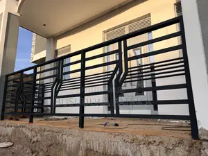 75 Balcony Grill Black