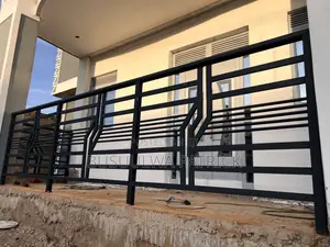 75 Balcony Grill Black