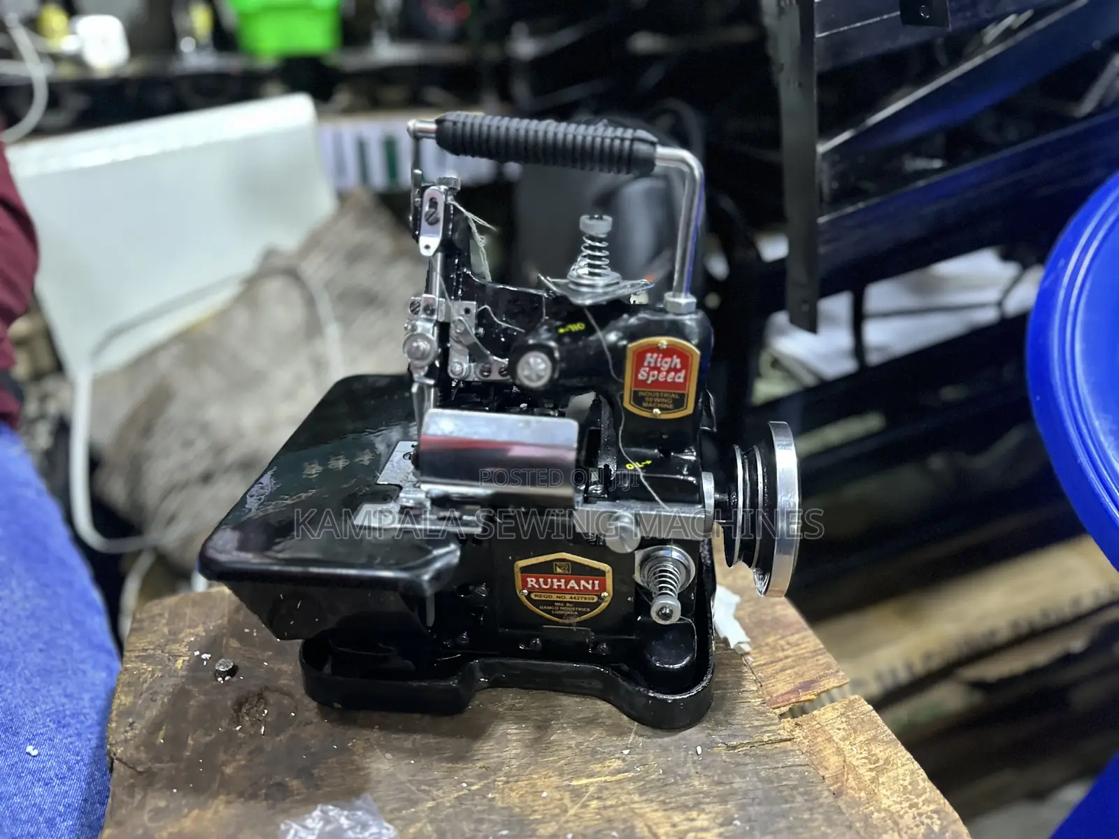 New Domestic New Overlock Sewing Machines With Local Stand