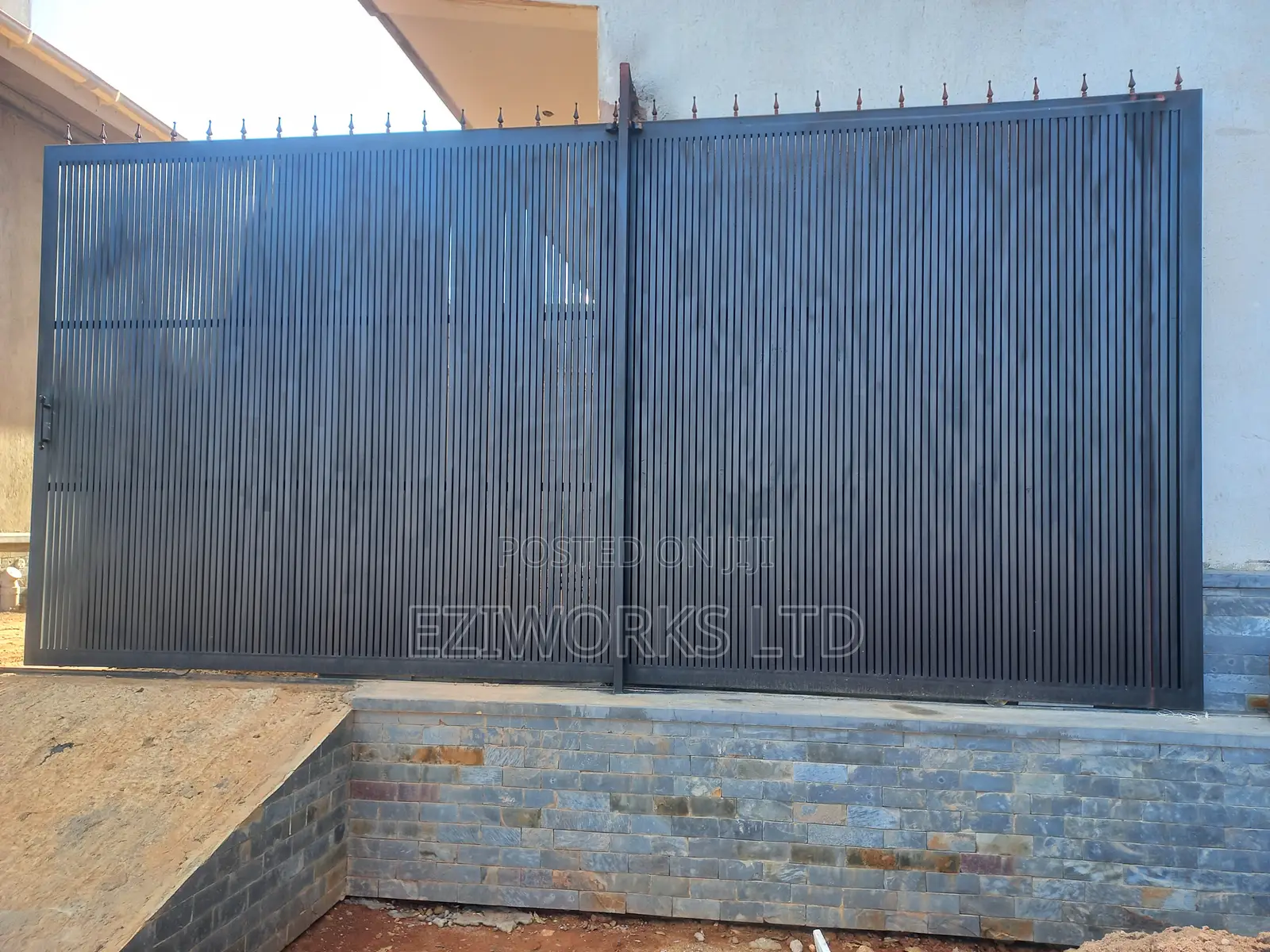 New Designs Sliding Gates