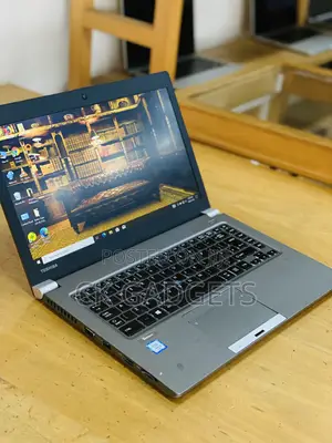 New Laptop Toshiba Tecra Z40 8GB Intel Core I5 SSD 256GB