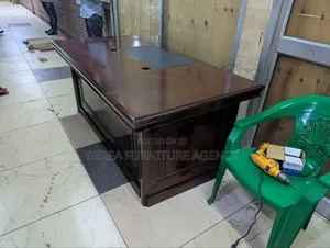 Executive Office Desk 1.8 Meters