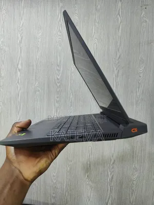 Laptop Dell G15 5511 16GB Intel Core I5 SSD 512GB