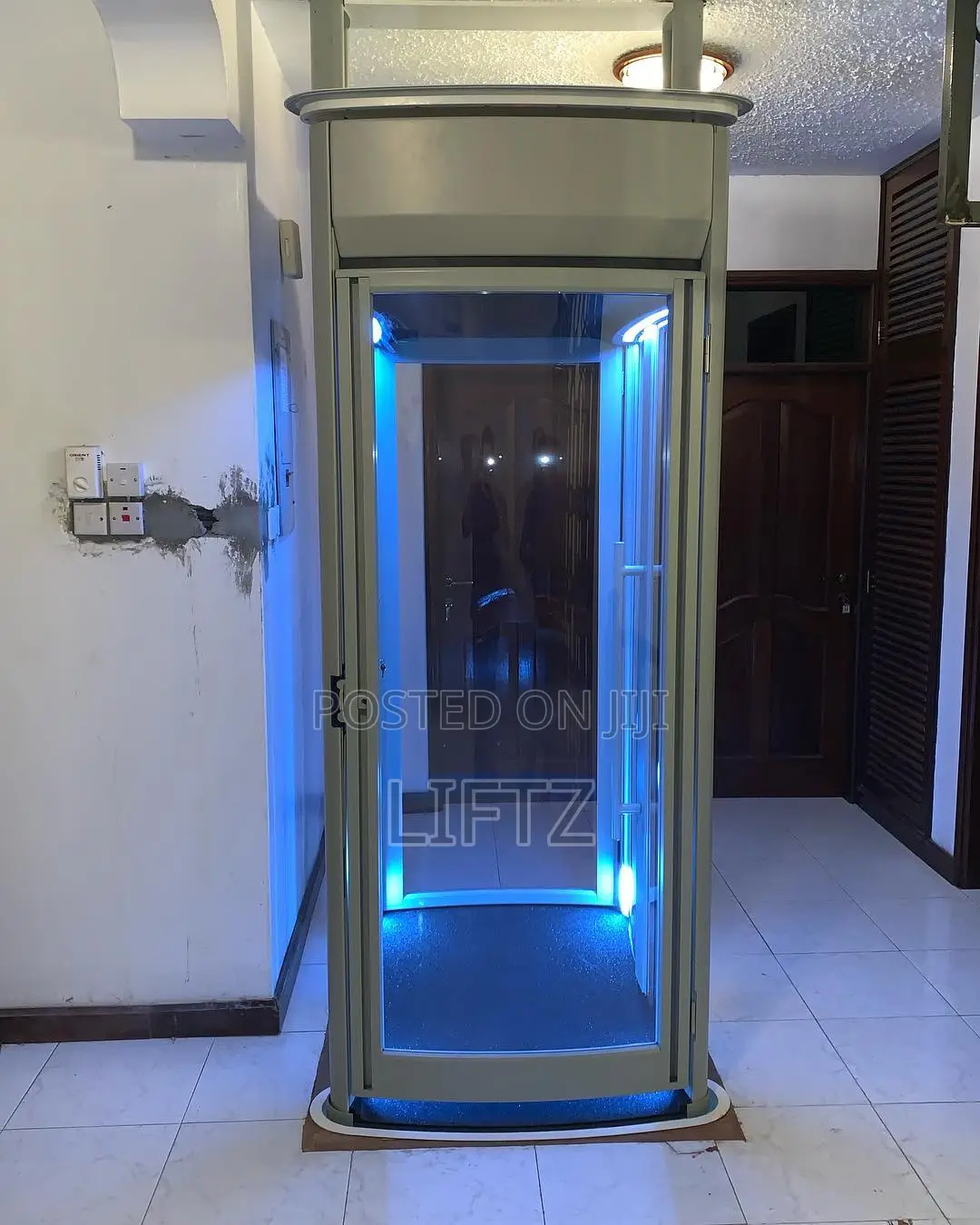 Simple Modern Elevator Construction