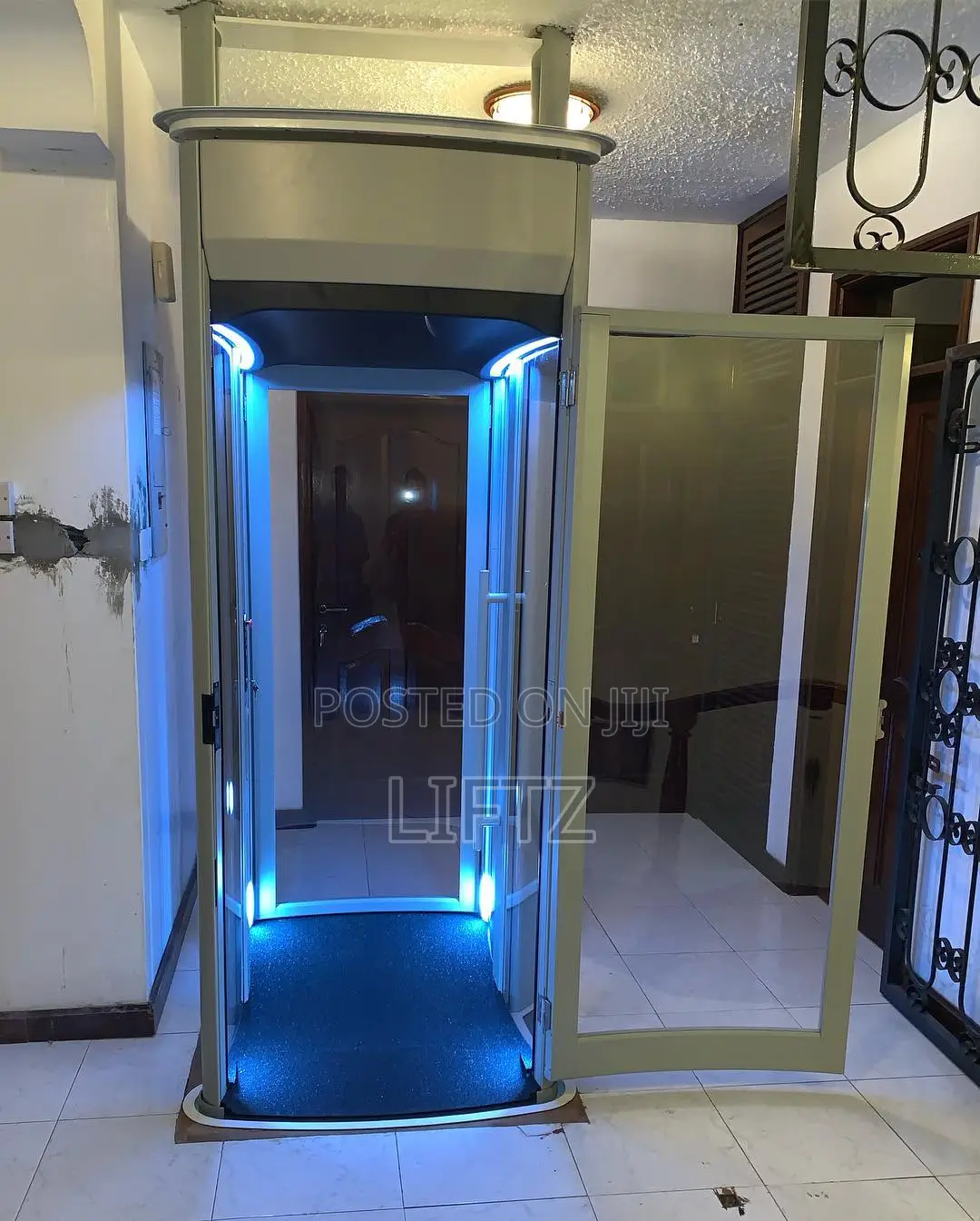 Simple Modern Elevator Construction