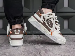 Zeus Sneakers Ogiy