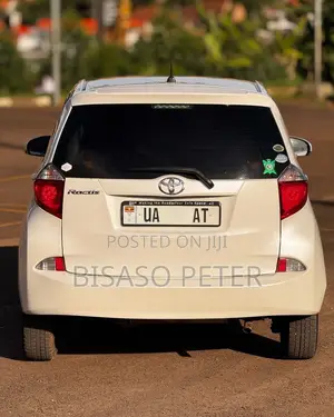 Toyota Ractis 1.5 AWD 2011 White