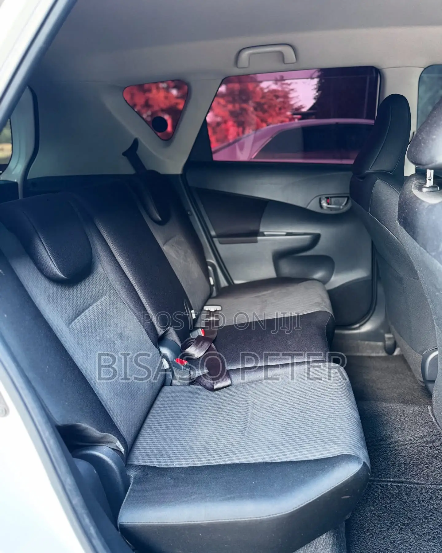 Toyota Ractis 1.5 AWD 2011 White