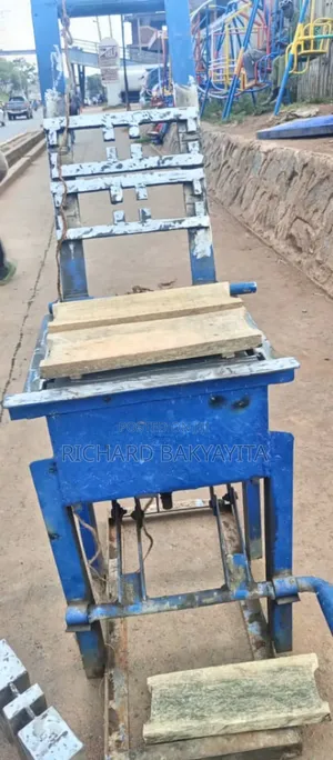 Manual Double Brick Making Machine