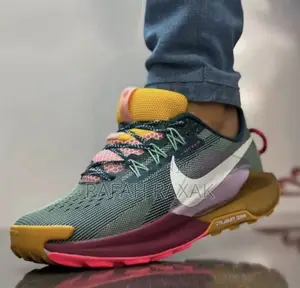 Original Nike Zoom Pegasus Trail 5 Multicolor Sneakers