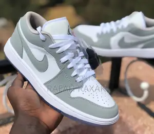 Nike Air Jordan 1 Low Cut White Grey Sneakers