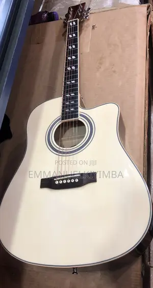 Acoustic Guitar Full Size