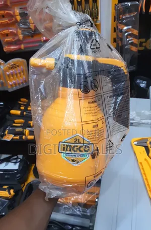 Ingco Sprayer Bottle 2l .