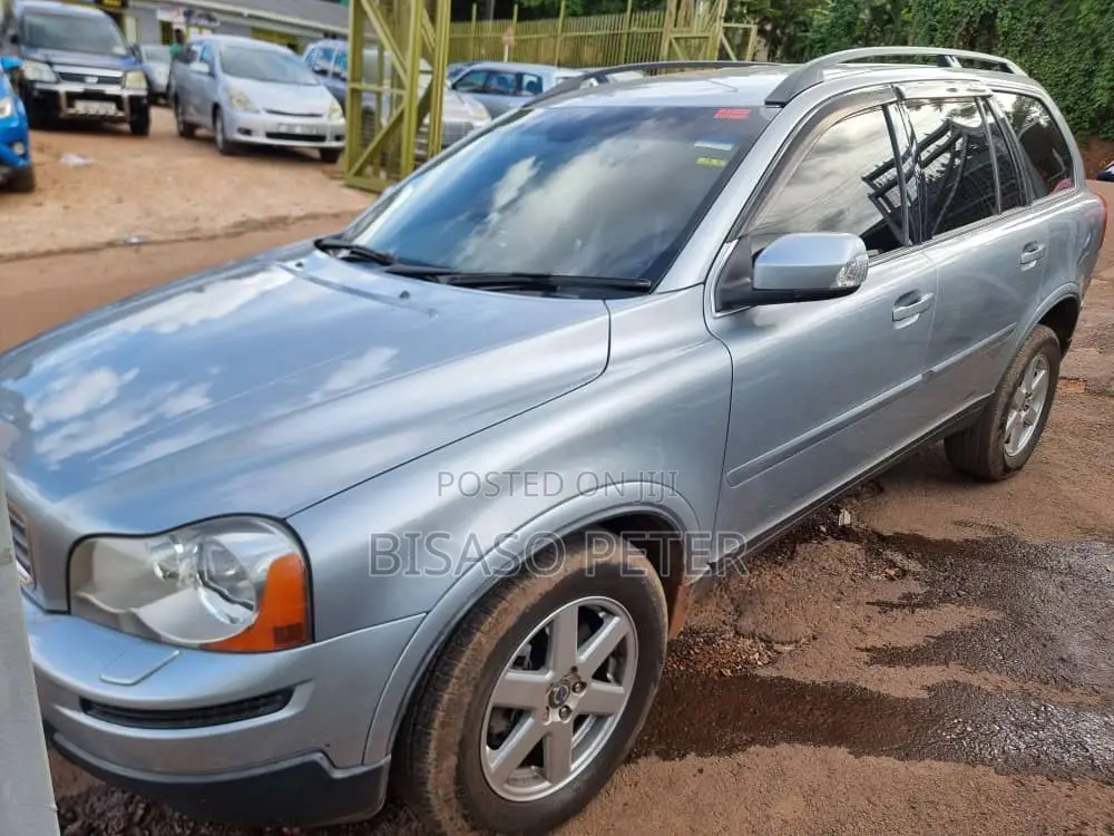 Volvo XC90 2010 Silver