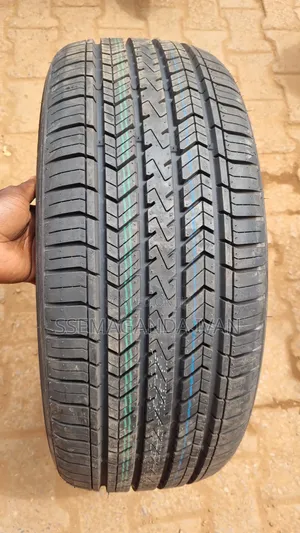 235/55r17 Cho1 Touring