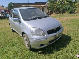 Toyota Vitz 1.0 FWD 5dr 2003 Silver