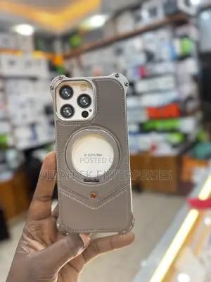 Movenchy Phone Case for 15 Promax Gray