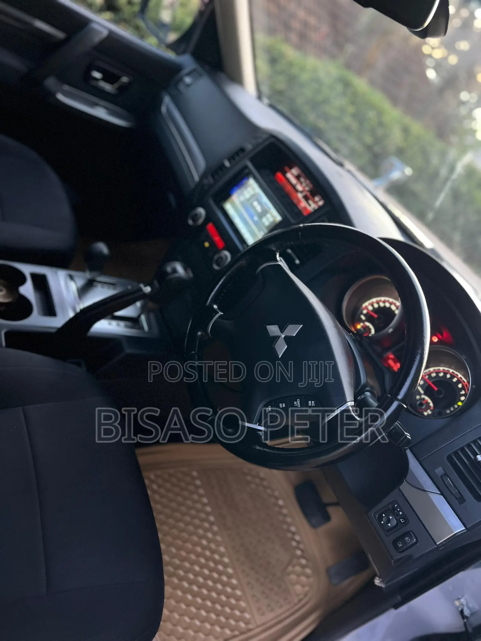 Mitsubishi Pajero 2013 Silver