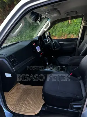 Mitsubishi Pajero 2013 Silver