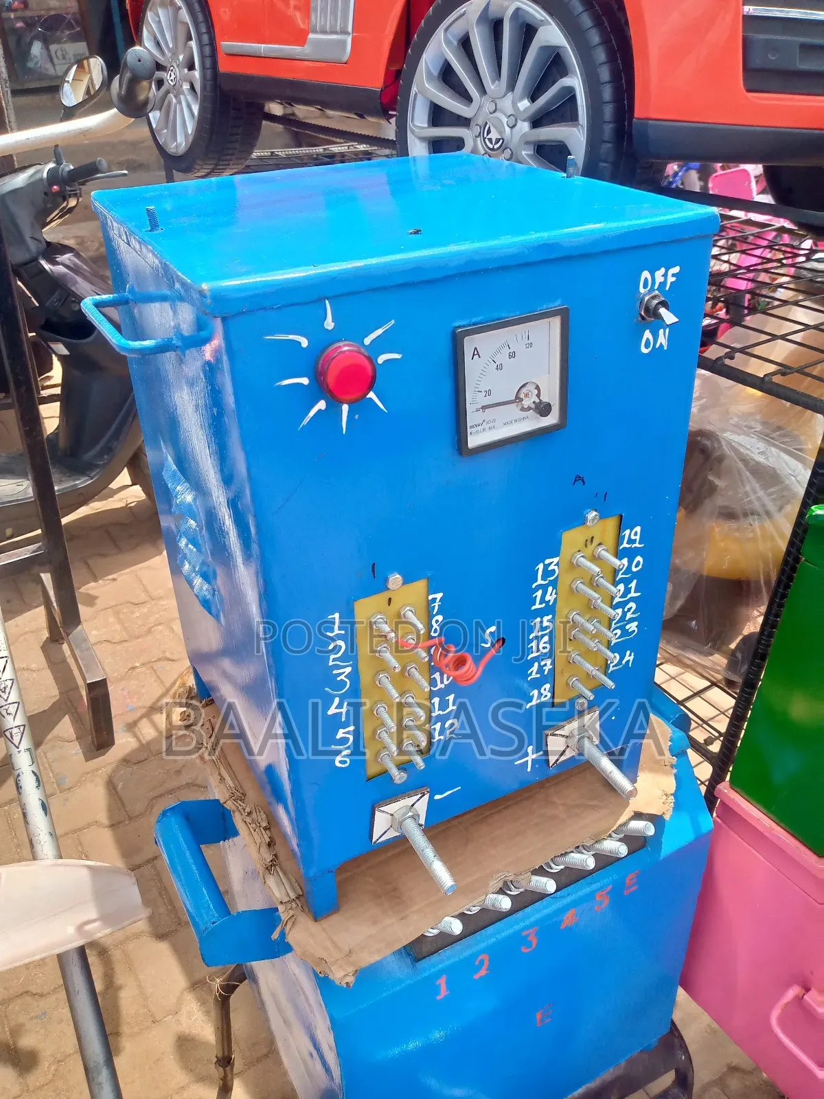 Easy Operating Battery Charger