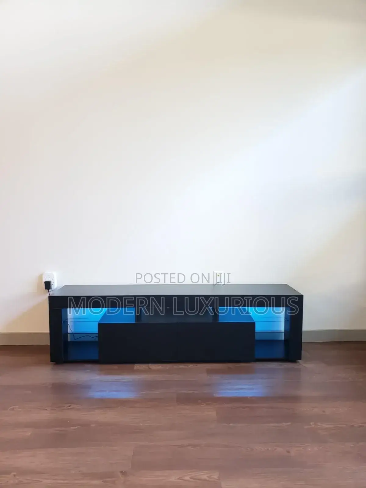 Available for Payment on Delivery Tv Stand 
Call