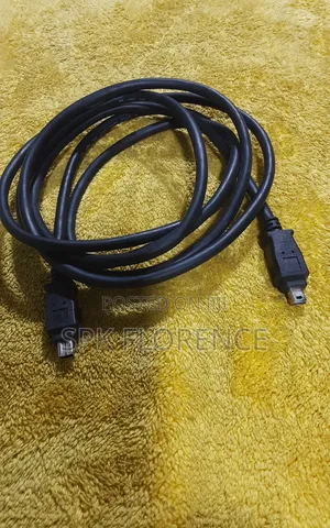 Black Mini Hdmi to Hdmi Cable.