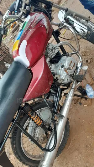 Bajaj Boxer 100 2018 Red
