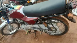 Bajaj Boxer 100 2018 Red